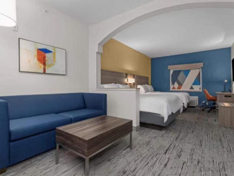 Holiday Inn Express Crockett image