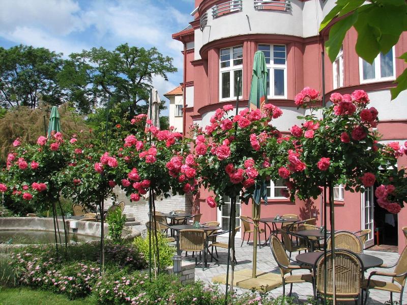 Villa image