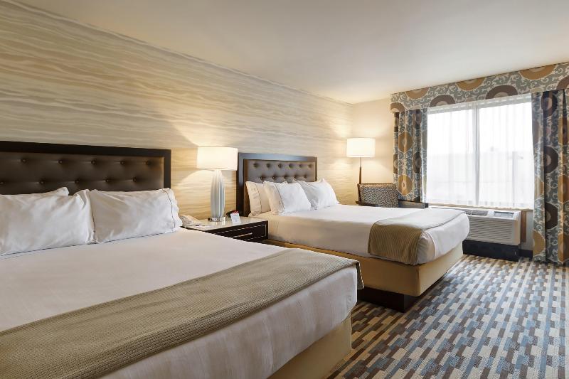 Holiday Inn Express Hotel & Suites Wareick-Provide photo 12