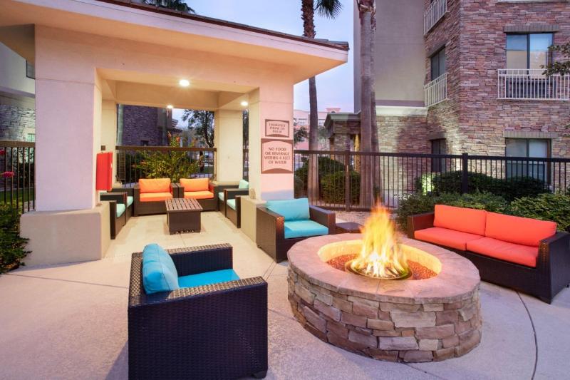 Staybridge Suites Phoenix-Glendale image