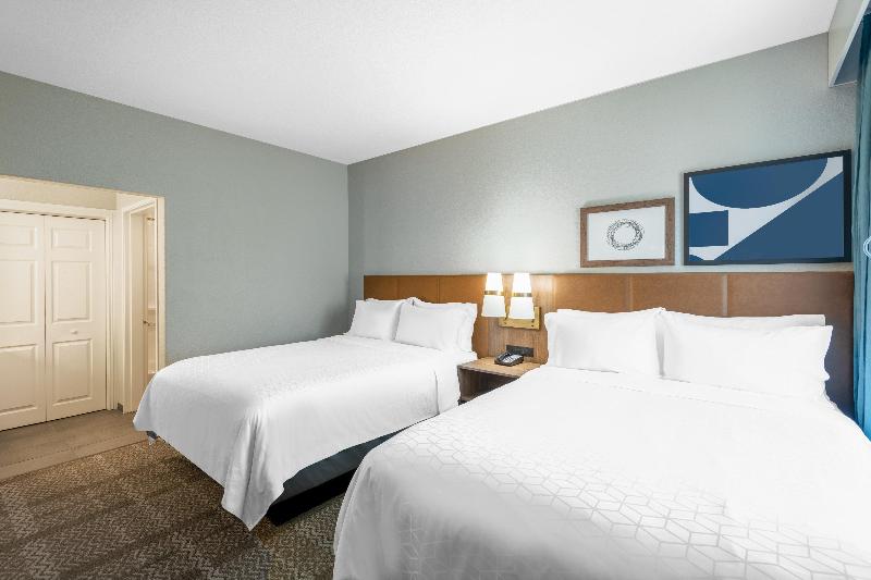 Staybridge Suites Phoenix-Glendale image