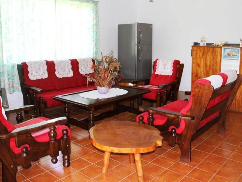 Daniella's Bungalows image