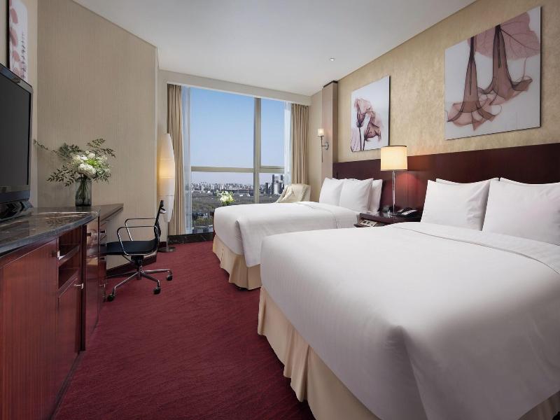 Beijing Marriott Hotel Northeast image