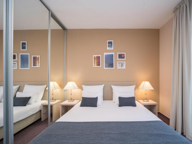 Hotel Zlatna Vala image