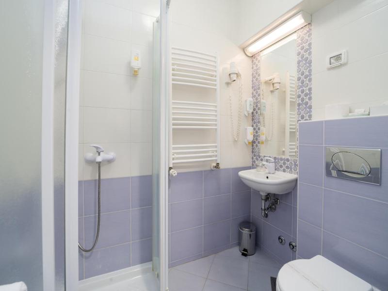 Hotel Zlatna Vala image