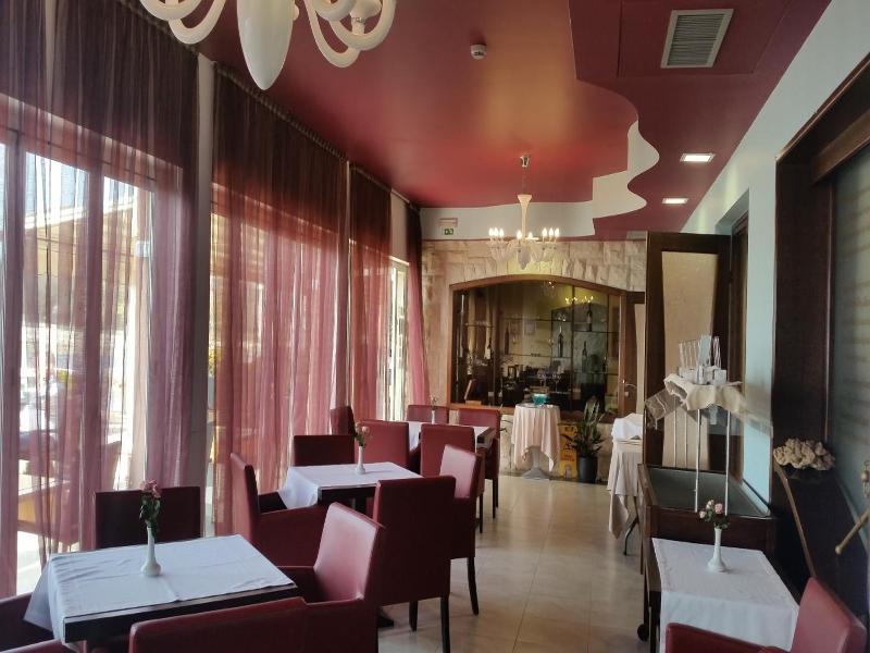Hotel Zlatna Vala image