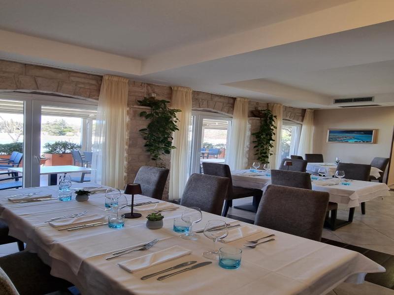 Hotel Zlatna Vala image