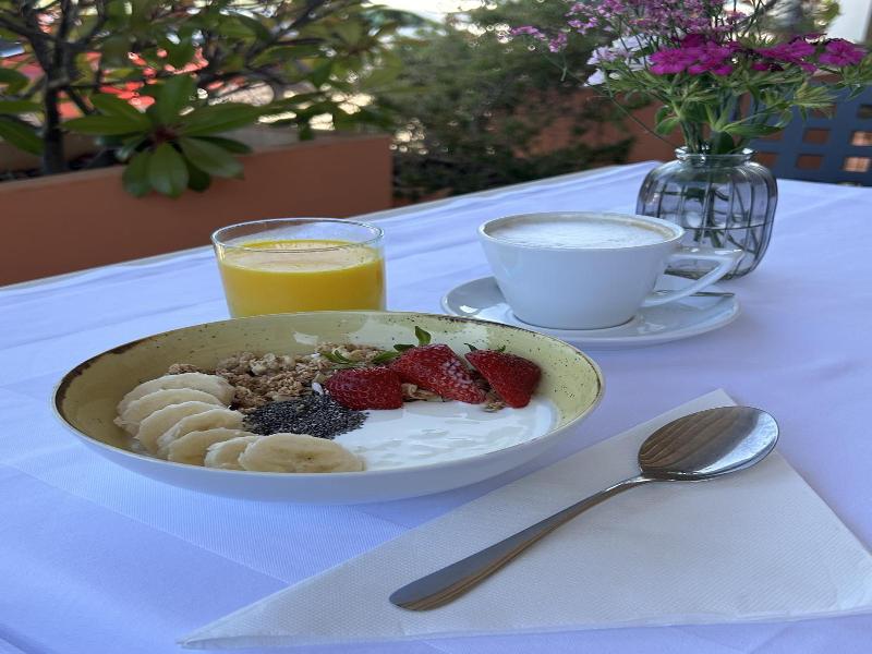Hotel Zlatna Vala image