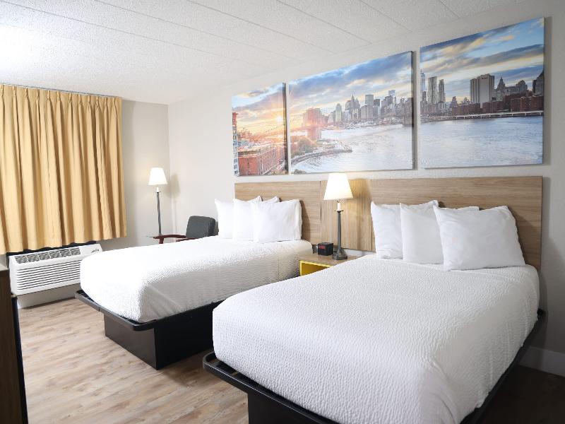 Days Inn By Wyndham Pittsburgh image