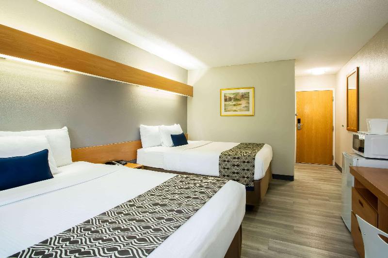Microtel Inn & Suites By Wyndham Southern Pines image