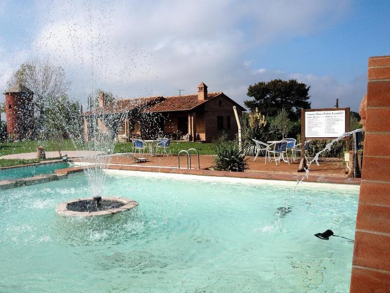 Country House Podere Lacaioli image