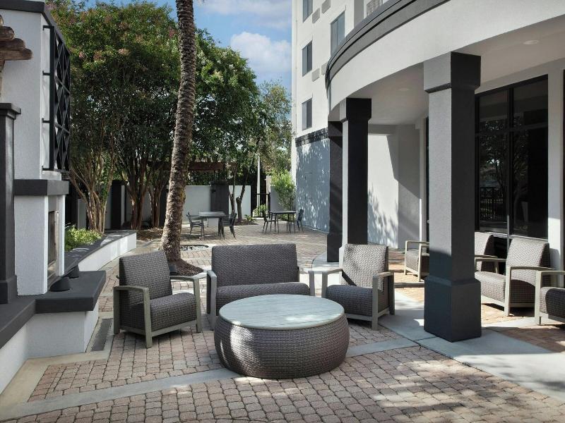 Courtyard Pensacola Downtown