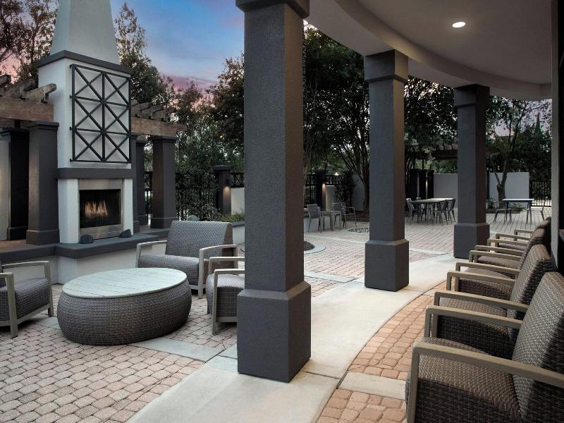 Courtyard Pensacola Downtown