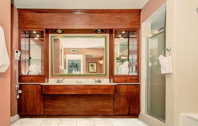 Palm Beach Shores Resort & Vacation Villas image