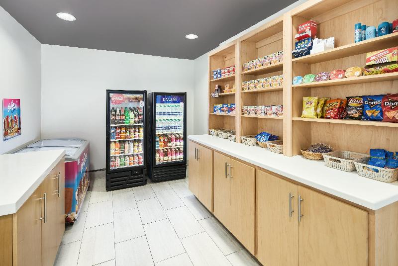 Holiday Inn Express & Suites Palatka Northwest IHG image