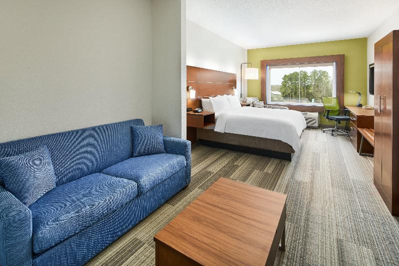 Holiday Inn Express & Suites Palatka Northwest IHG image
