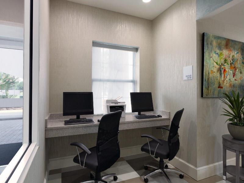Holiday Inn Express Williamsburg North image