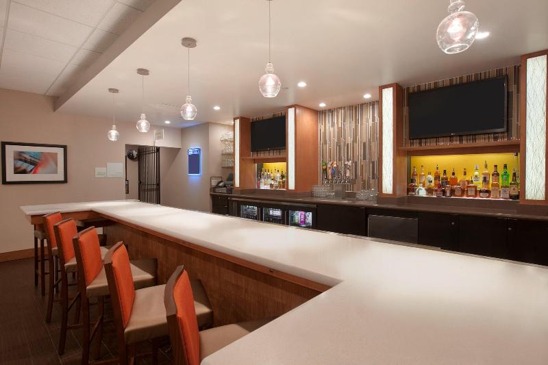 Holiday Inn Portland-Airport (I-205) By IHG image