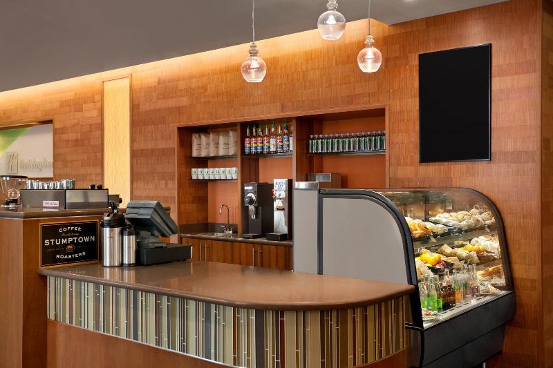 Holiday Inn Portland-Airport (I-205) By IHG image