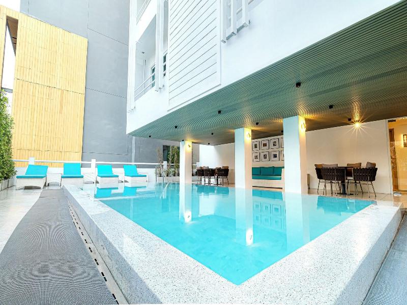 Bay Breeze Hotel Pattaya image
