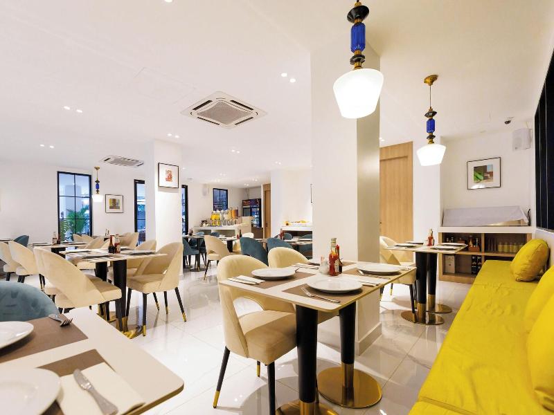 Bay Breeze Hotel Pattaya image