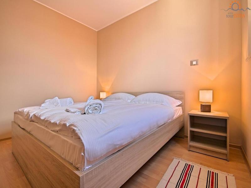 Rotonda image