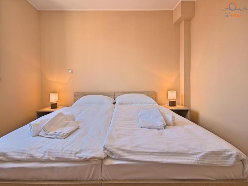 Rotonda image