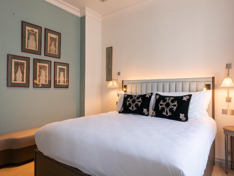Hotel de Montesquieu image