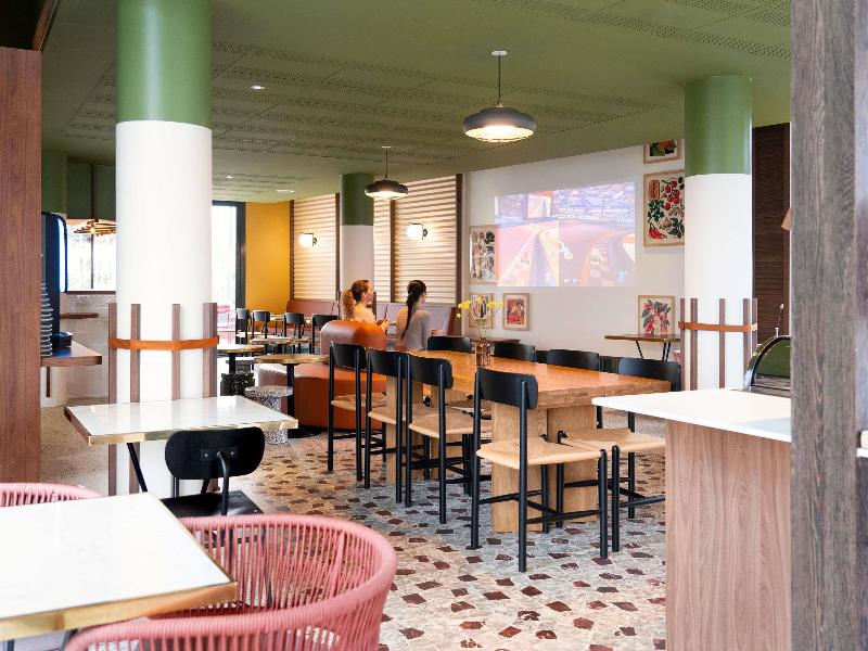 ibis Styles Versailles Saint Quentin en Yvelines image