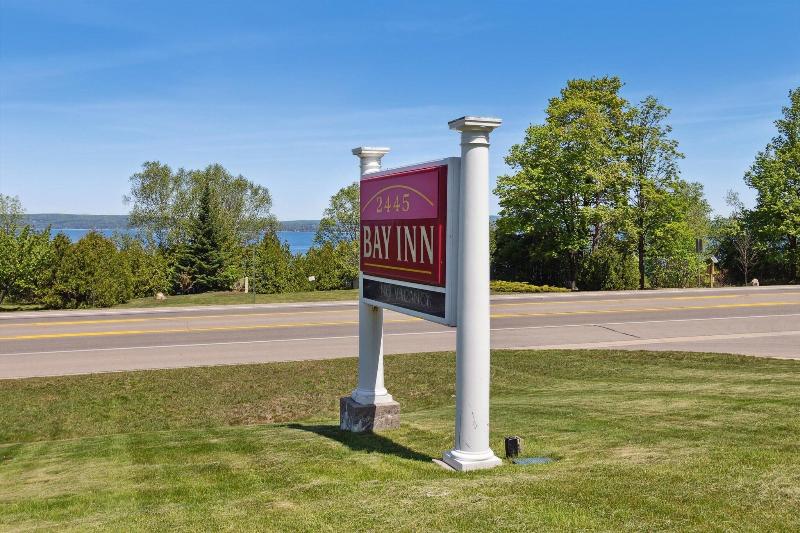 Bay Inn of Petoskey image