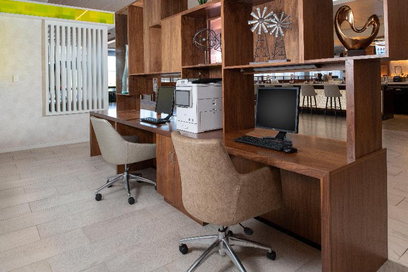 Holiday Inn Portland - Columbia Riverfront By IHG image