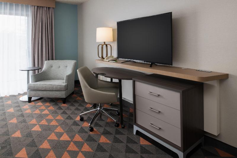 Holiday Inn Portland - Columbia Riverfront By IHG image