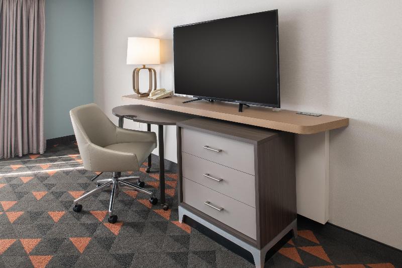 Holiday Inn Portland - Columbia Riverfront By IHG image