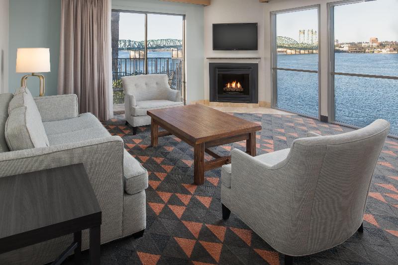 Holiday Inn Portland - Columbia Riverfront By IHG image