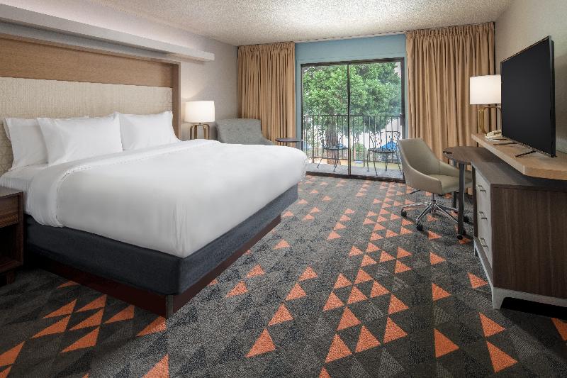 Holiday Inn Portland - Columbia Riverfront By IHG image