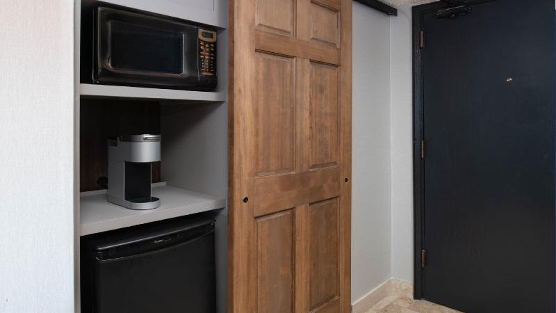 Holiday Inn Portland - Columbia Riverfront By IHG image