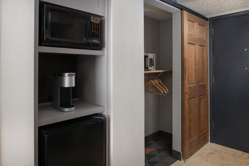 Holiday Inn Portland - Columbia Riverfront By IHG image