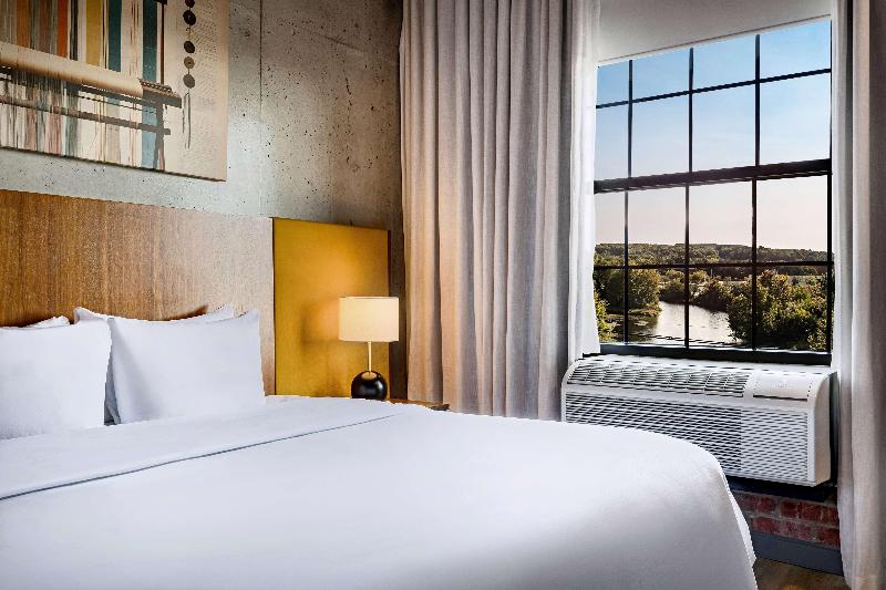 The Loom Hotel, Tapestry Collection By Hilton image
