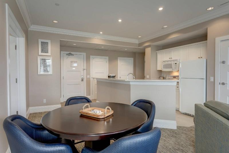 Renaissance Golf Resort - The Inn At Bay Harbor image