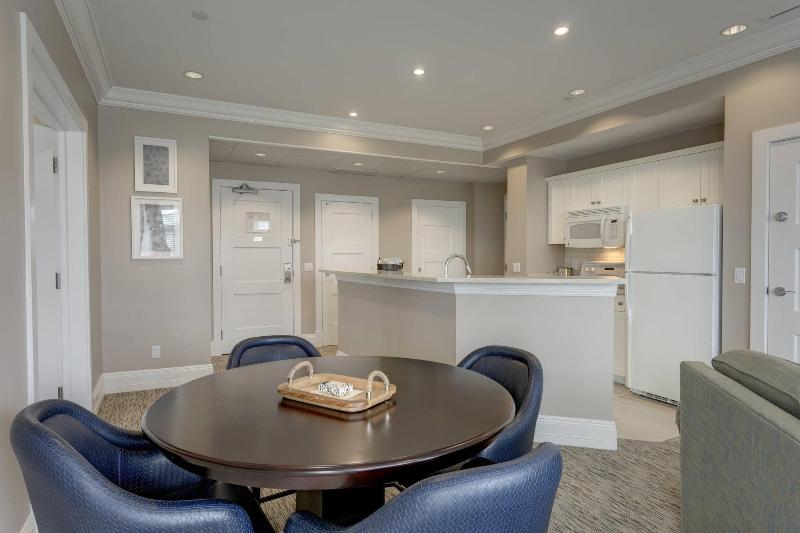 Renaissance Golf Resort - The Inn At Bay Harbor image