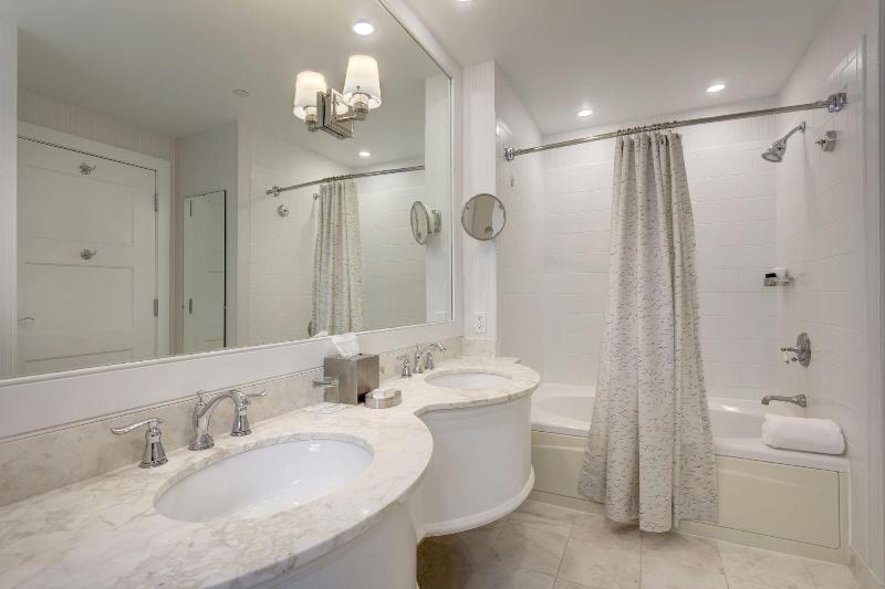 Renaissance Golf Resort - The Inn At Bay Harbor image