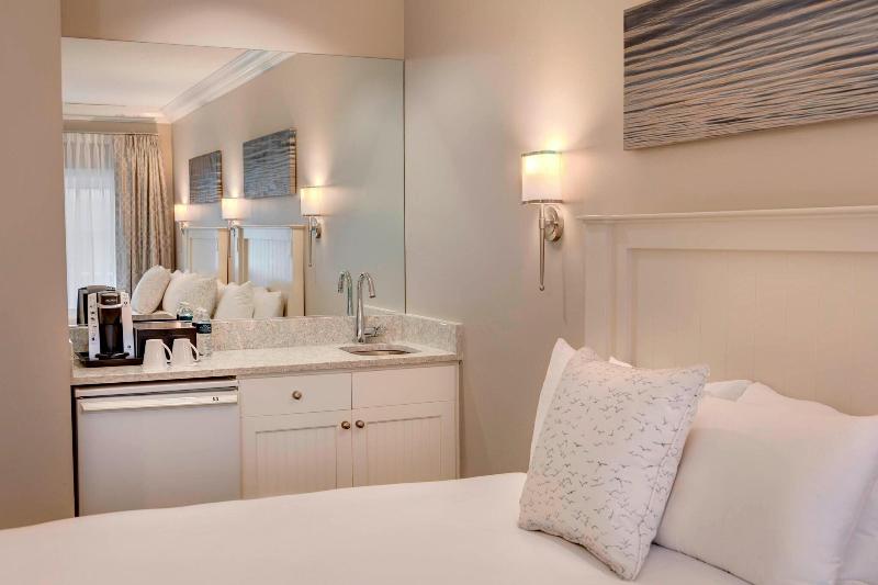 Renaissance Golf Resort - The Inn At Bay Harbor image