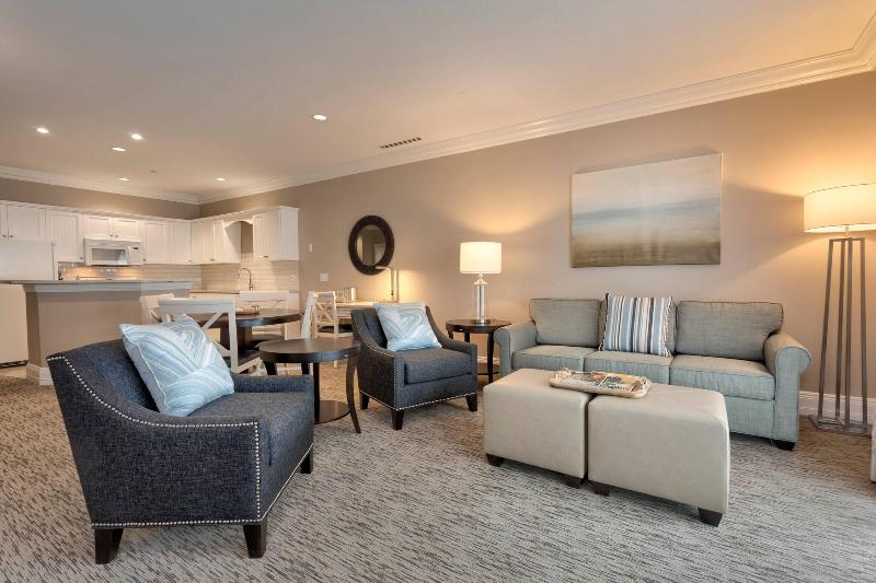 Renaissance Golf Resort - The Inn At Bay Harbor image