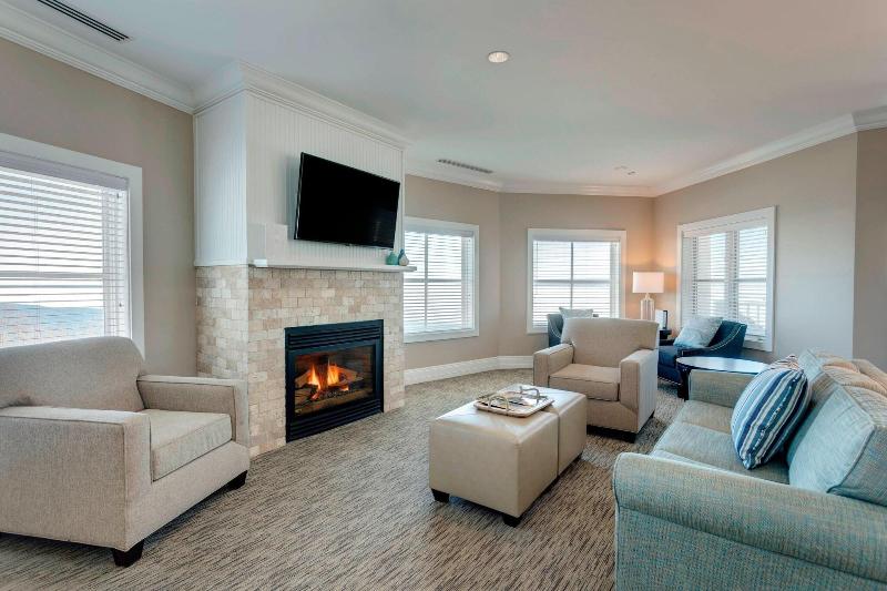 Renaissance Golf Resort - The Inn At Bay Harbor image