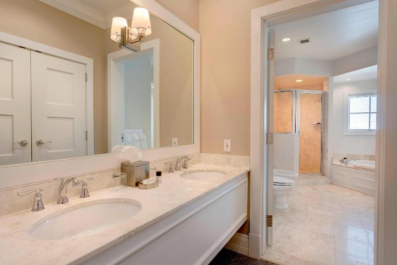 Renaissance Golf Resort - The Inn At Bay Harbor image