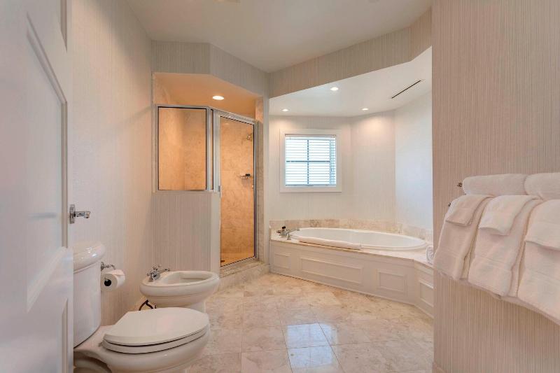 Renaissance Golf Resort - The Inn At Bay Harbor image