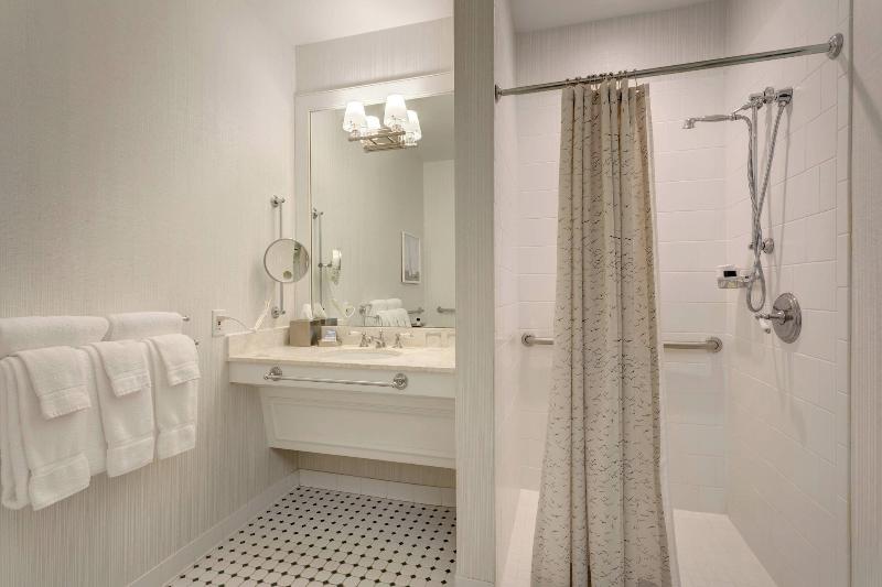 Renaissance Golf Resort - The Inn At Bay Harbor image