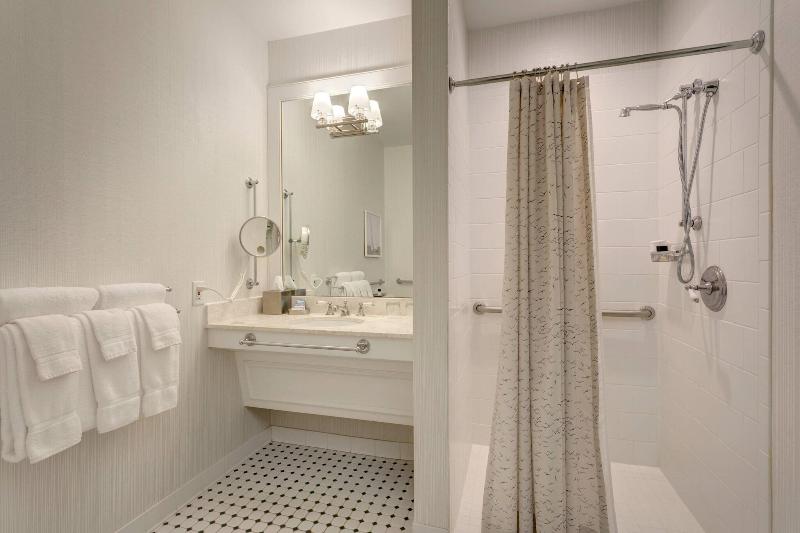 Renaissance Golf Resort - The Inn At Bay Harbor image