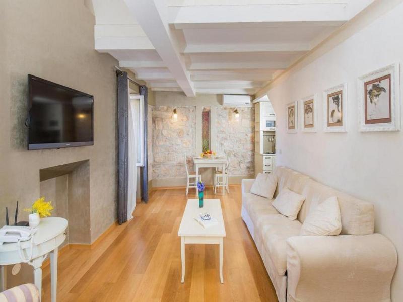Villa Valdibora image