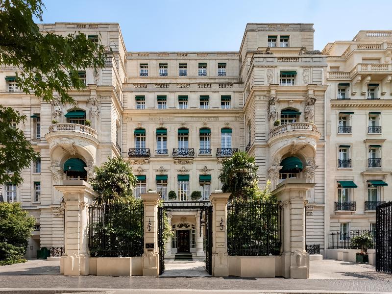 Shangri-La Hotel Paris image